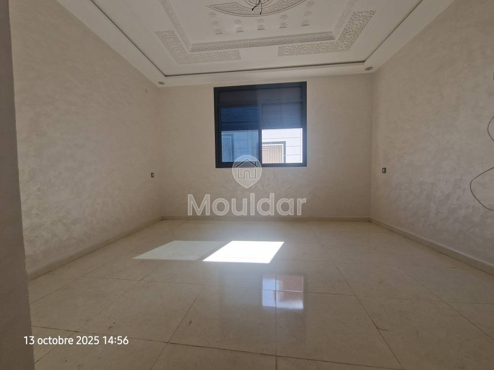 Charming Apartment for Sale in Ksar el-Kebir with Balcony - Photo 2