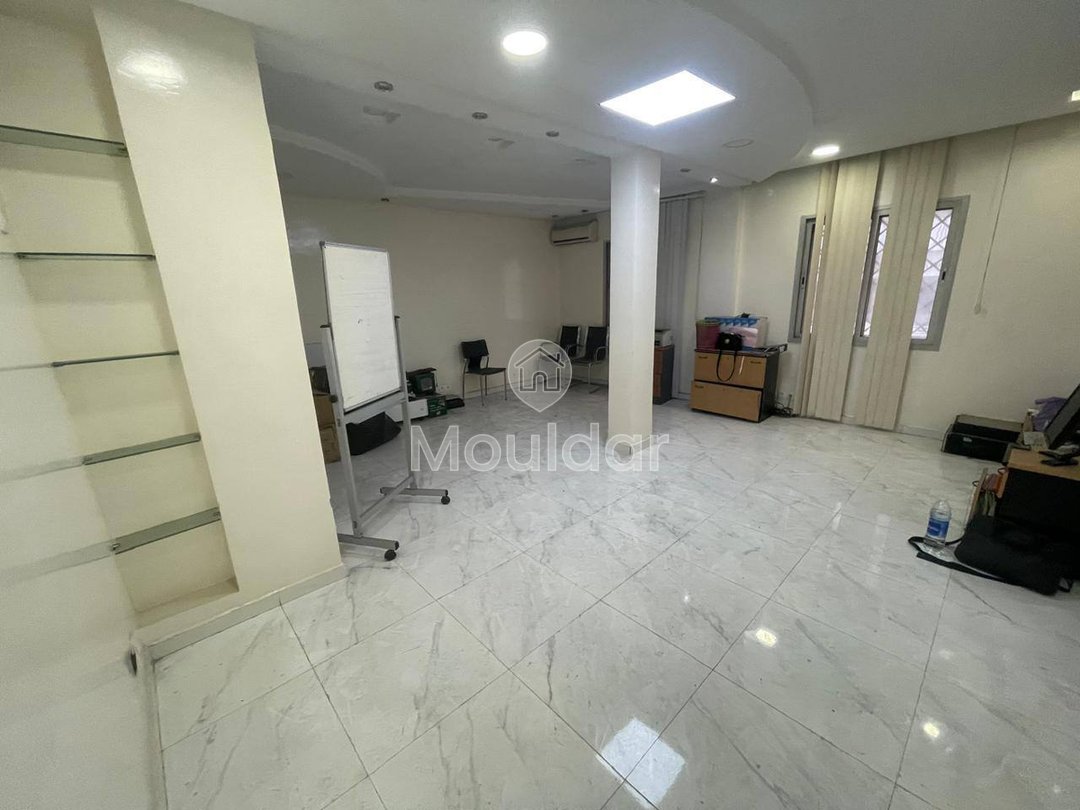 مكتب للبيع في الدار البيضاء: مساحة مثالية تبلغ 121م² - Photo 4