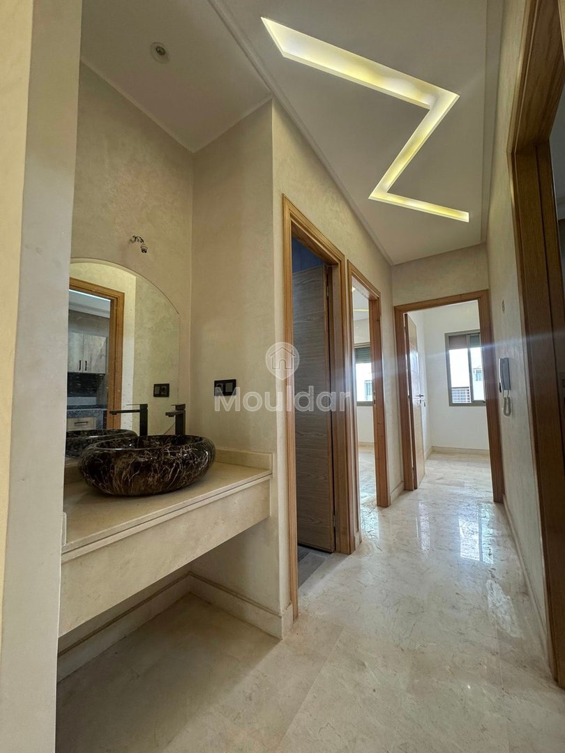 Spacious Apartment for Rent in Fes with Balcony and Parking - Photo 14