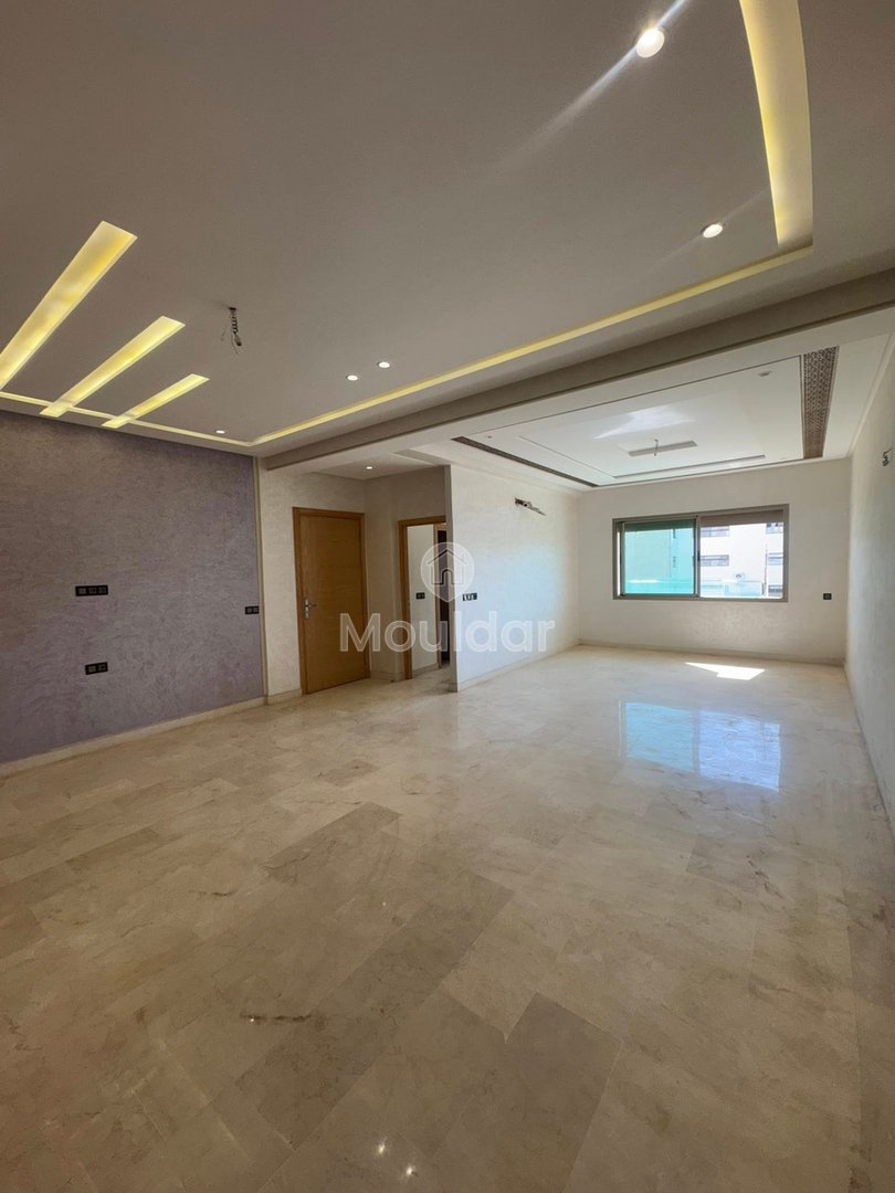 Spacious Apartment for Rent in Fes with Balcony and Parking - Photo 1