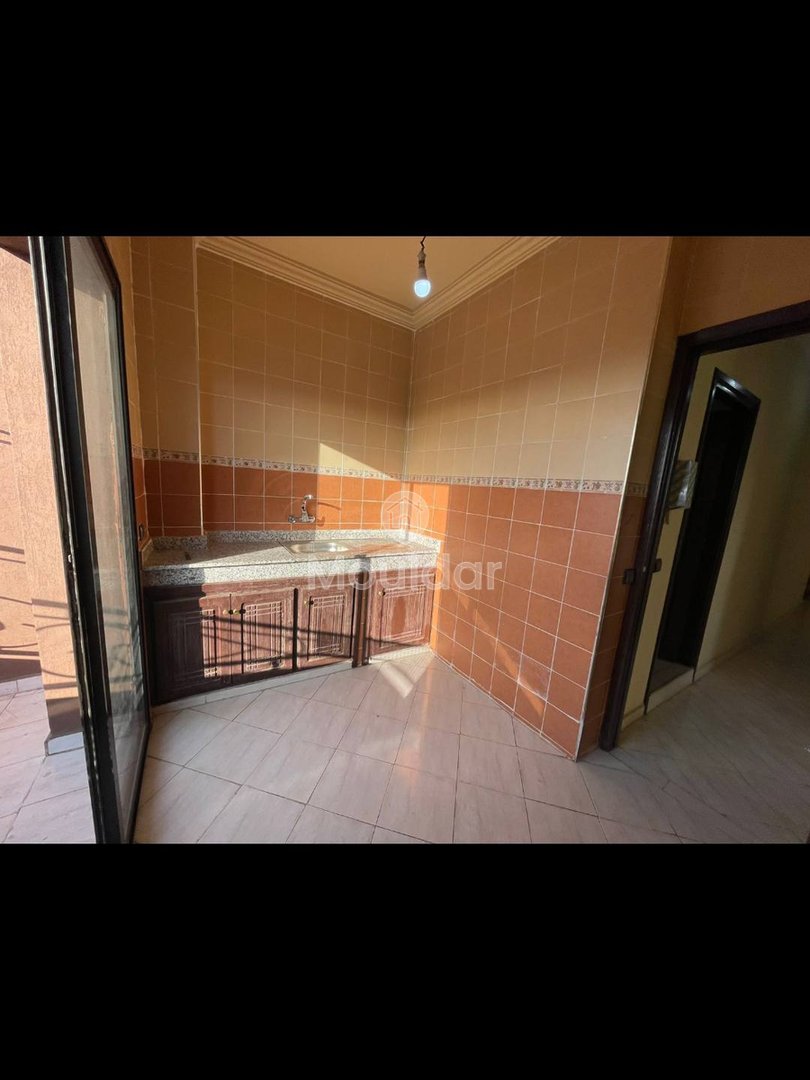 Marrakeş'te balkonlu 2 odalı daire kiralık - Photo 14