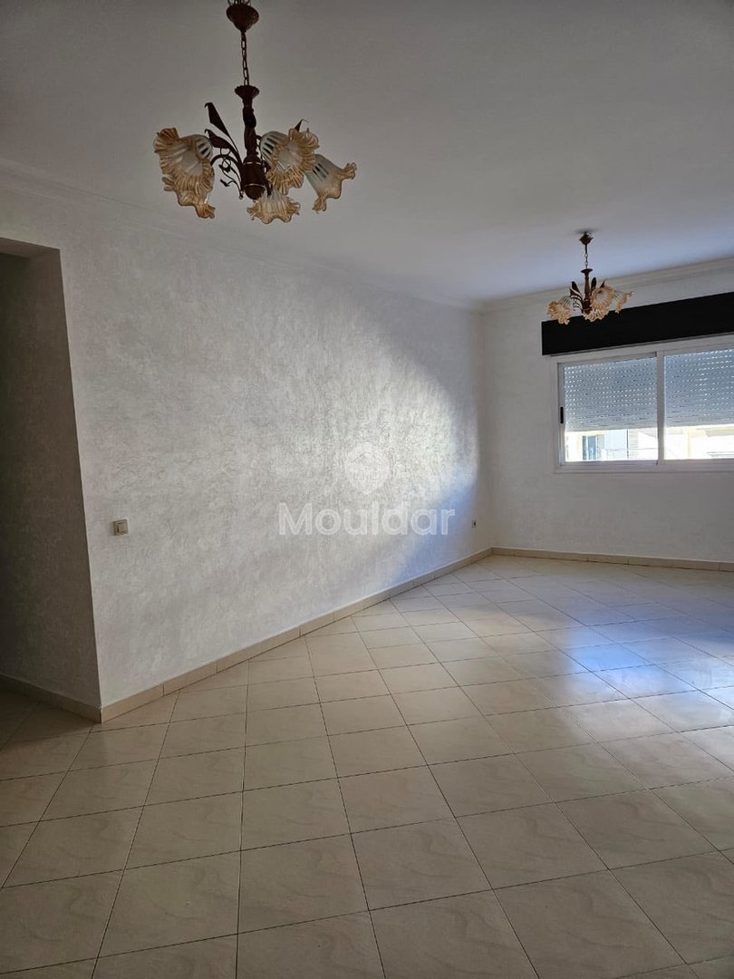 De închiriat: 2 dormitoare cu balcon în centrul orașului Tanger - Photo 1