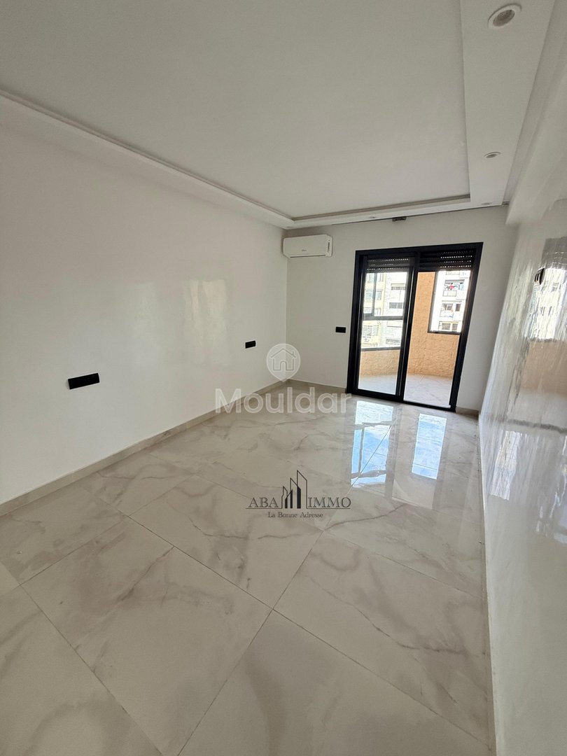 Charmantes 3-Zimmer-Wohnung zur Miete in Casablanca - Photo 2