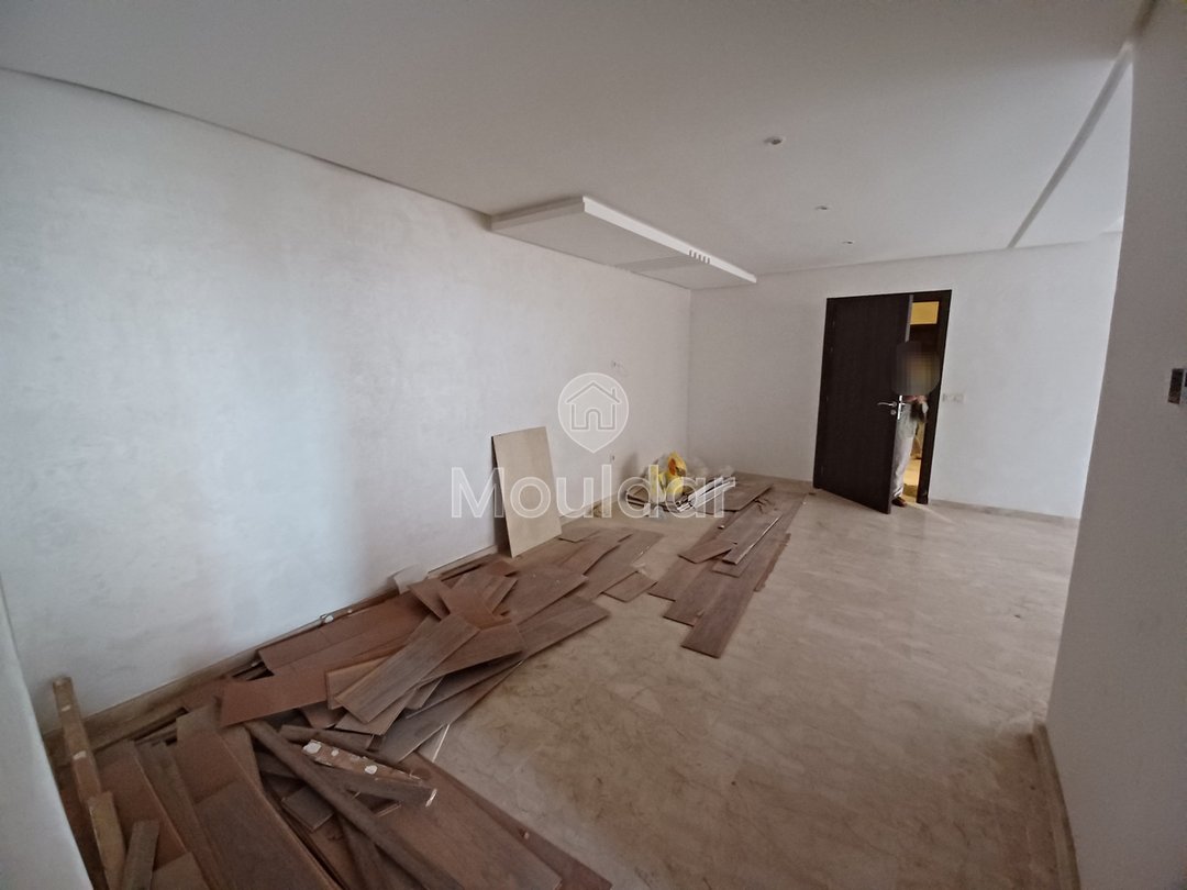 Appartement te huur in Marrakech: Comfort, Zwembad en Veiligheid - Photo 5