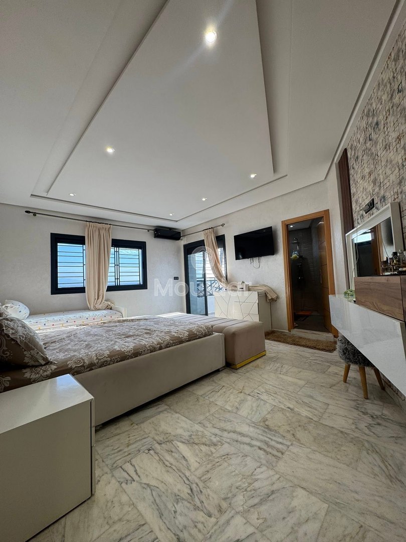 For Sale: Spacious Apartment in Fès with Balcony and Parking - Photo 11