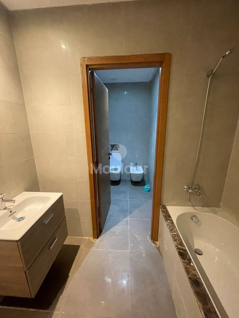 Villa de Luxe à Dar Bouazza : 450m² de Confort - Photo 11