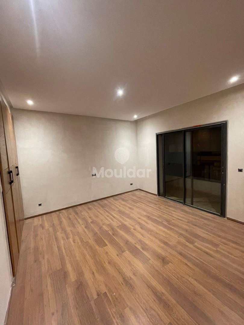 Villa de Luxe à Dar Bouazza : 450m² de Confort - Photo 6