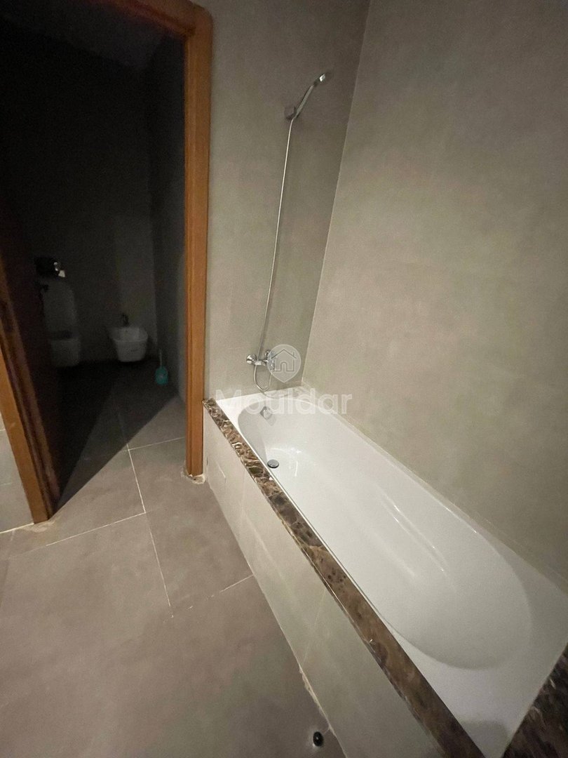 Villa de Luxe à Dar Bouazza : 450m² de Confort - Photo 10