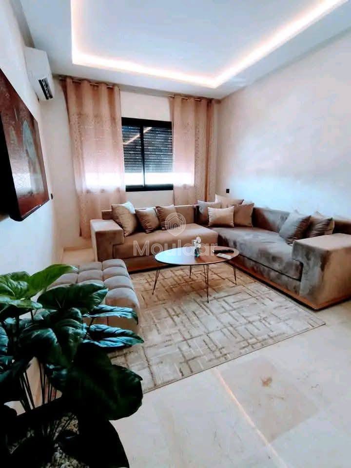 Apartamento de 2 Habitaciones en Alquiler con Piscina en Marrakech-Guéliz - Photo 1