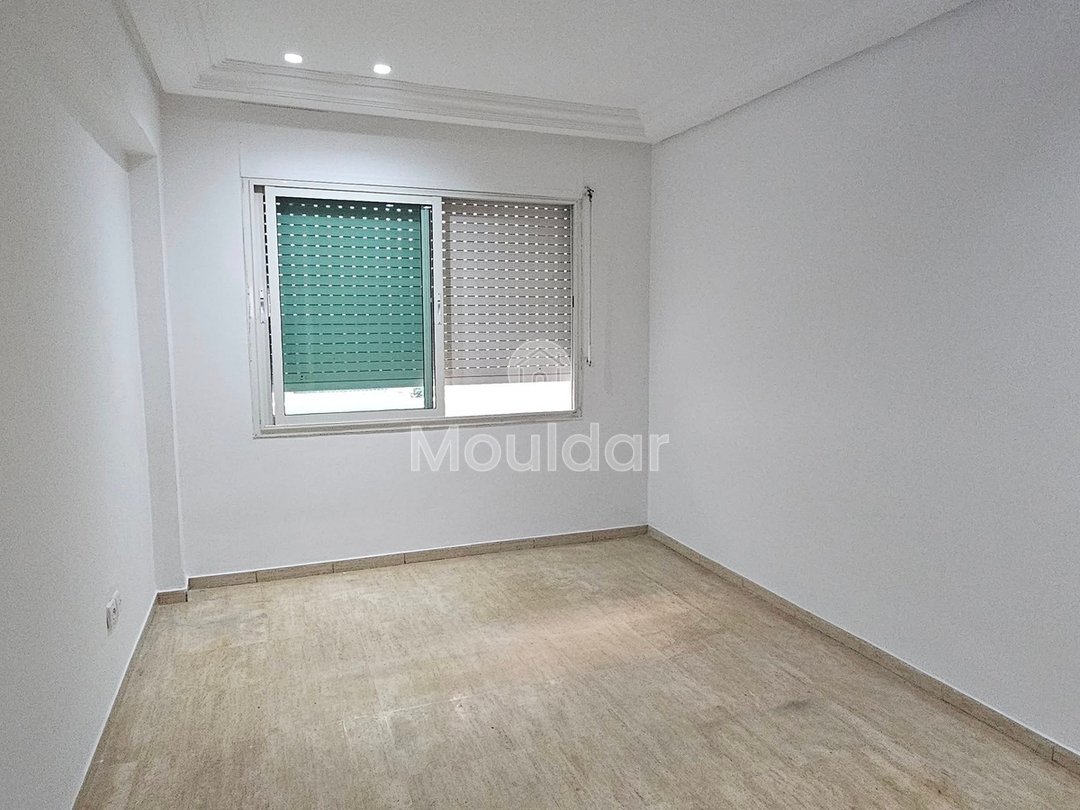 Casablanca'da satılık daireler: Konfor ve balkon dahil - Photo 1