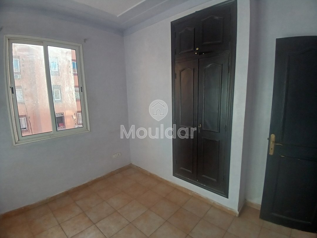 En venta: Apartamento de 2 habitaciones en Marrakech, 73 m² de elegancia - Photo 2