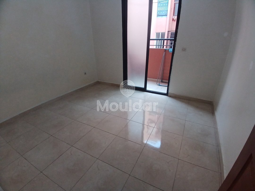 Appartement 2 Chambres à Louer à Marrakech avec Balcon - Photo 4