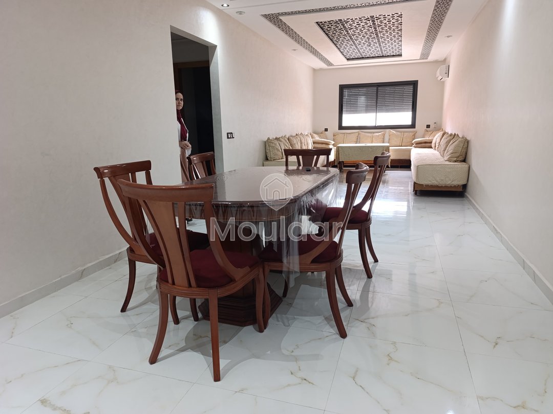 Ενοικίαση Επιπλωμένου Γοητευτικού Διαμερίσματος στην Καρδιά του Κενίτρα - Photo 3