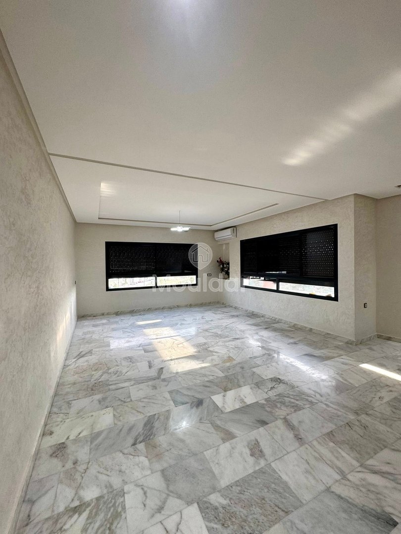 Charmant appartement te koop in Fès met balkon en parkeerplaats - Photo 5