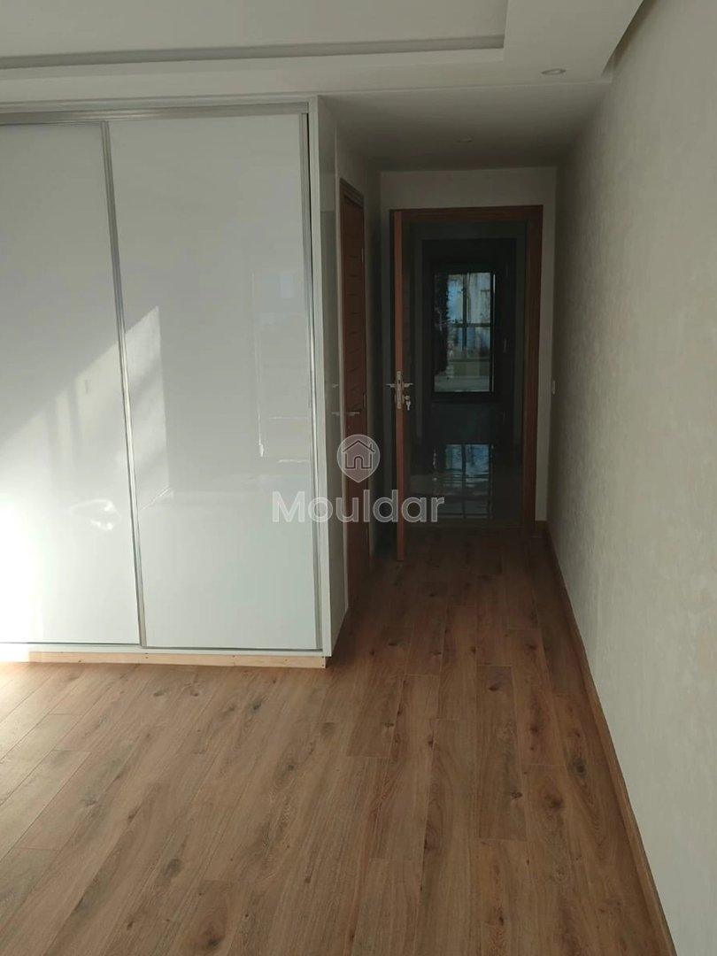 Apartamento espaçoso à venda em Casablanca - 3 quartos e terraço - Photo 5