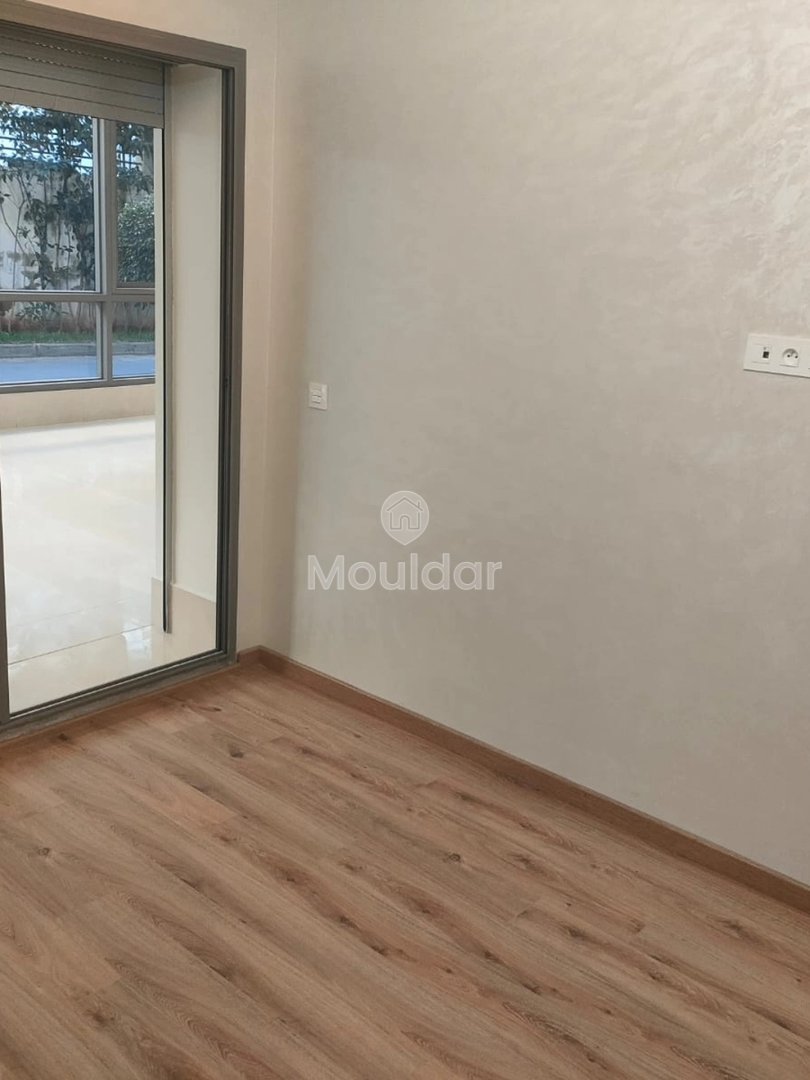 Apartamento espaçoso à venda em Casablanca - 3 quartos e terraço - Photo 2