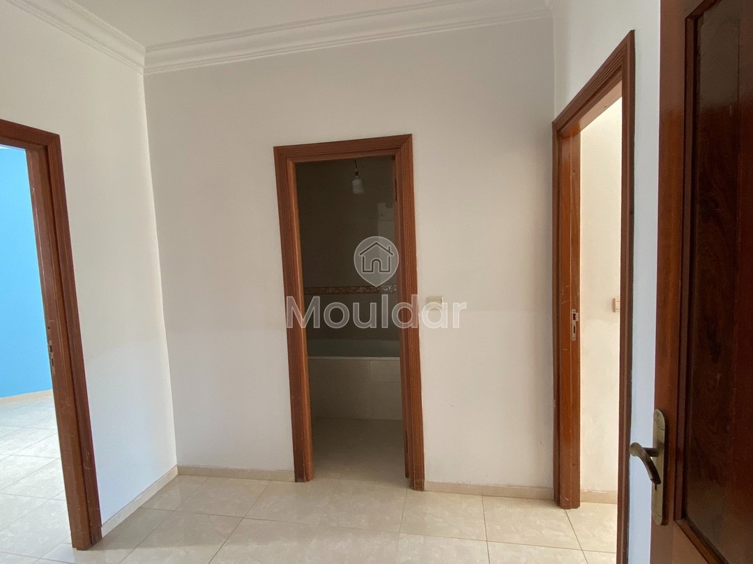 شقة جميلة 4 غرف للإيجار في الرباط ديور جامع - Photo 9