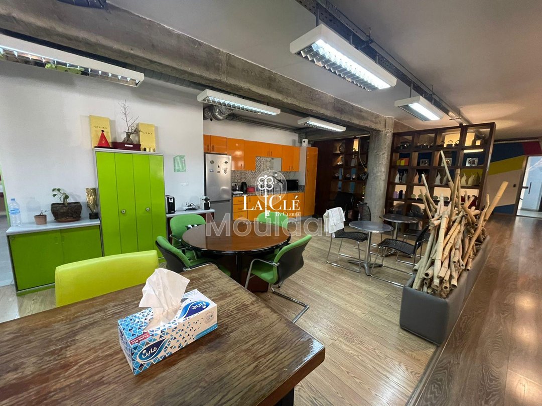 مكتب للإيجار في الدار البيضاء - غوتييه: 380 م² مكيف - Photo 1