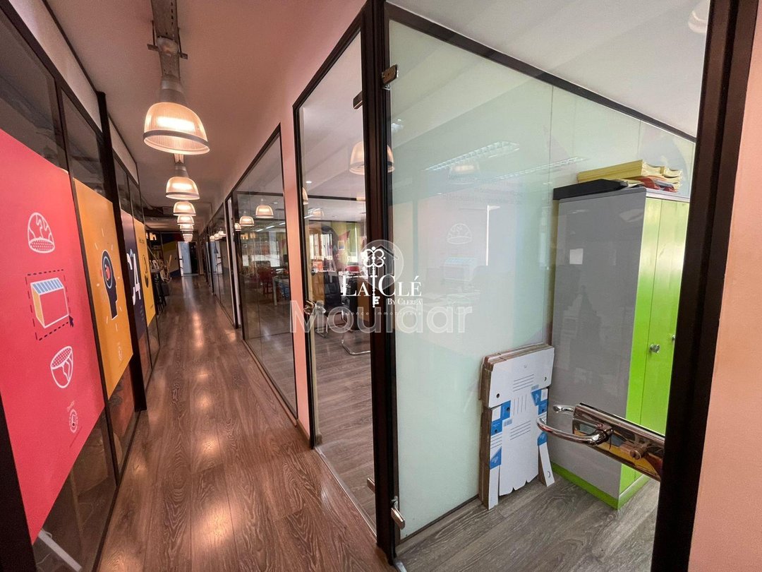 مكتب للإيجار في الدار البيضاء - غوتييه: 380 م² مكيف - Photo 4