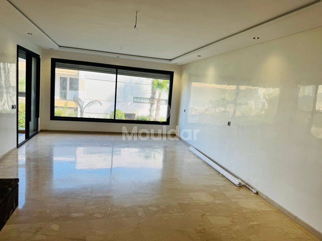 شقة للإيجار في دار بوعزة: الراحة والأمان - Photo 1