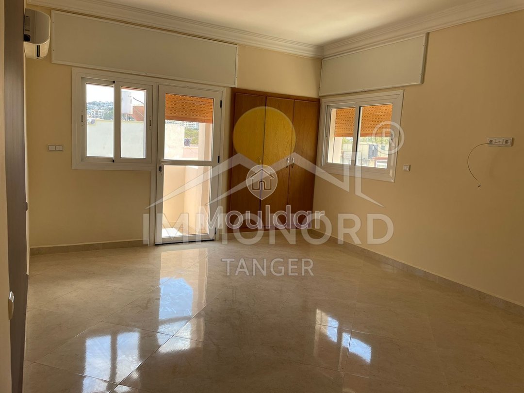 شقة رائعة مكونة من 4 غرف للإيجار في طنجة، جبل الكبير - Photo 1