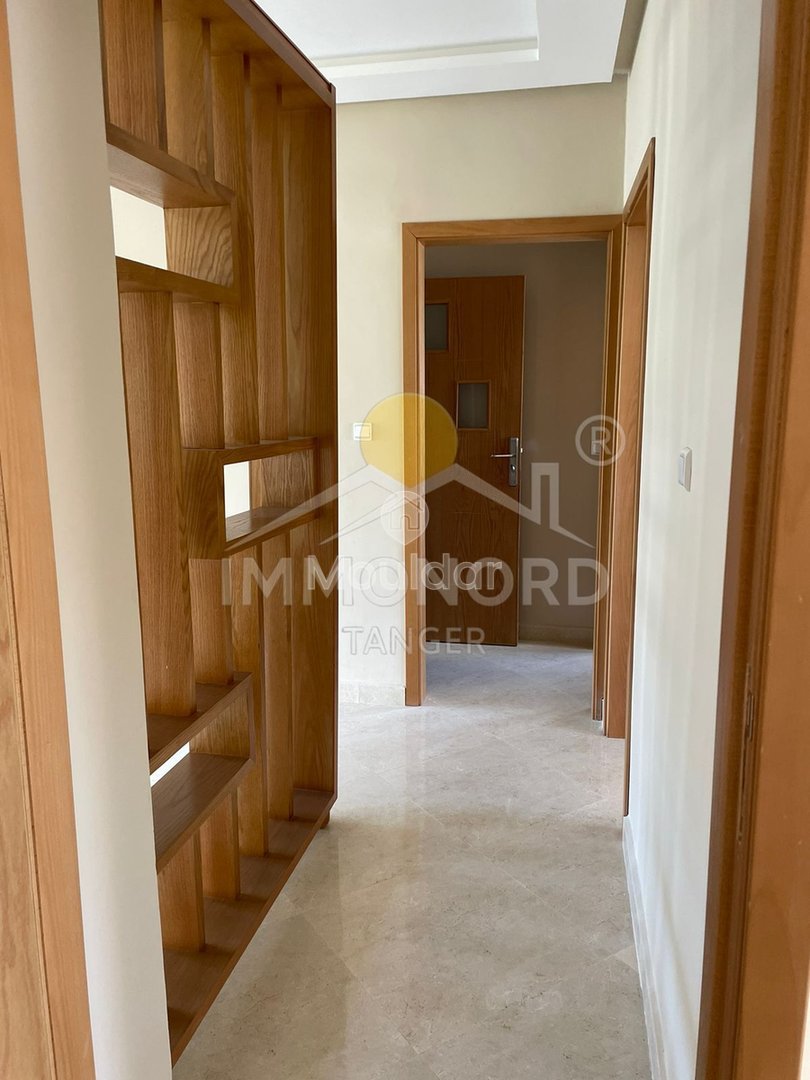 شقة رائعة مكونة من 4 غرف للإيجار في طنجة، جبل الكبير - Photo 2