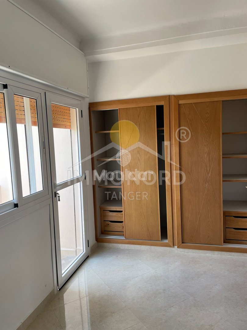 شقة رائعة مكونة من 4 غرف للإيجار في طنجة، جبل الكبير - Photo 3