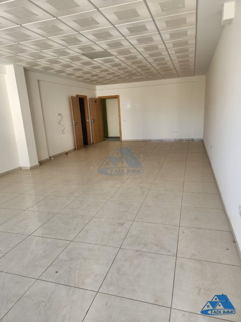 Louer Bureau Façade à 5min de Gare TGV Kénitra - Photo 3