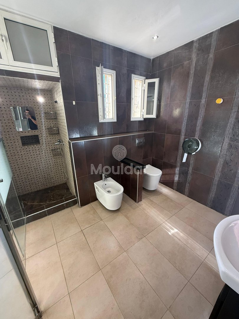 Villa zur Miete in Casablanca: Raum, Garten und Komfort - Photo 8