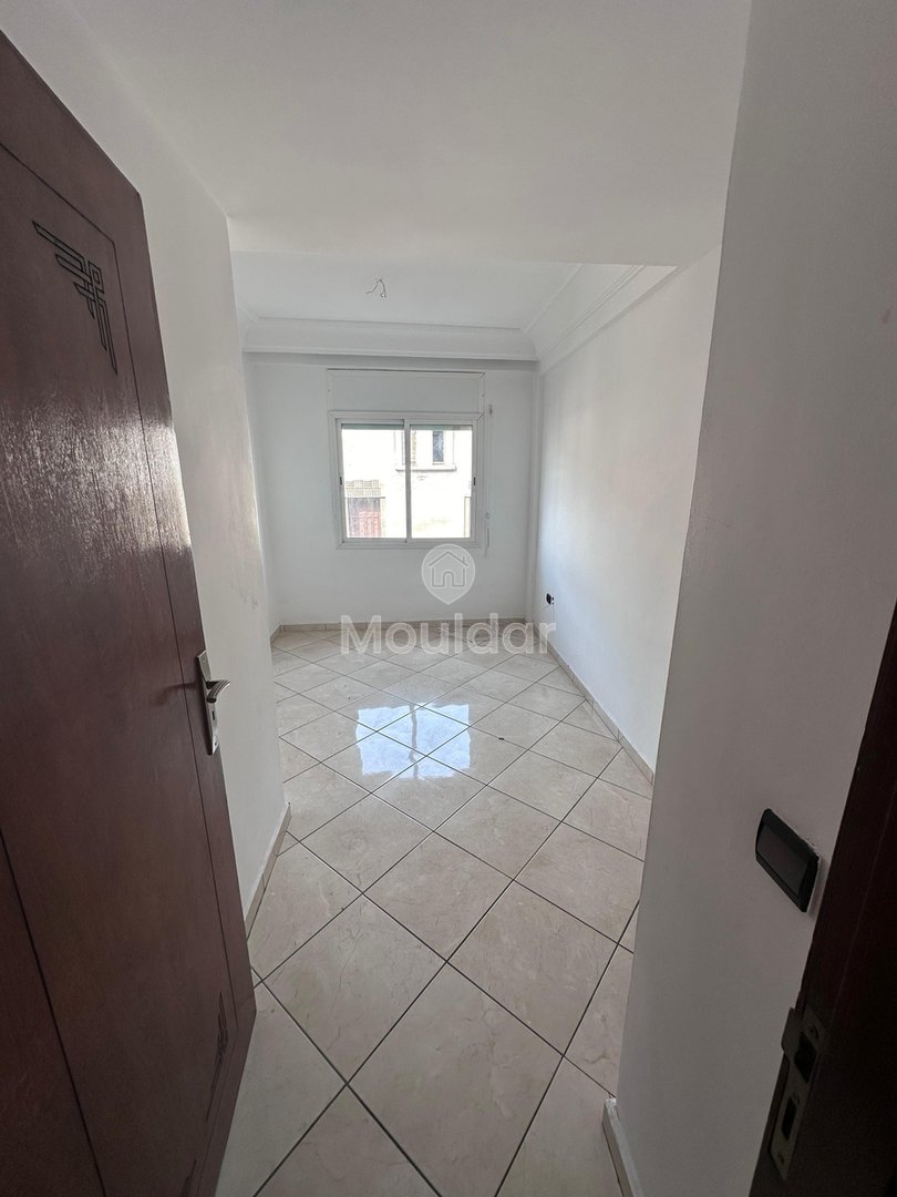 Casablanca'da geniş bir terasli güzel bir daire - Photo 3