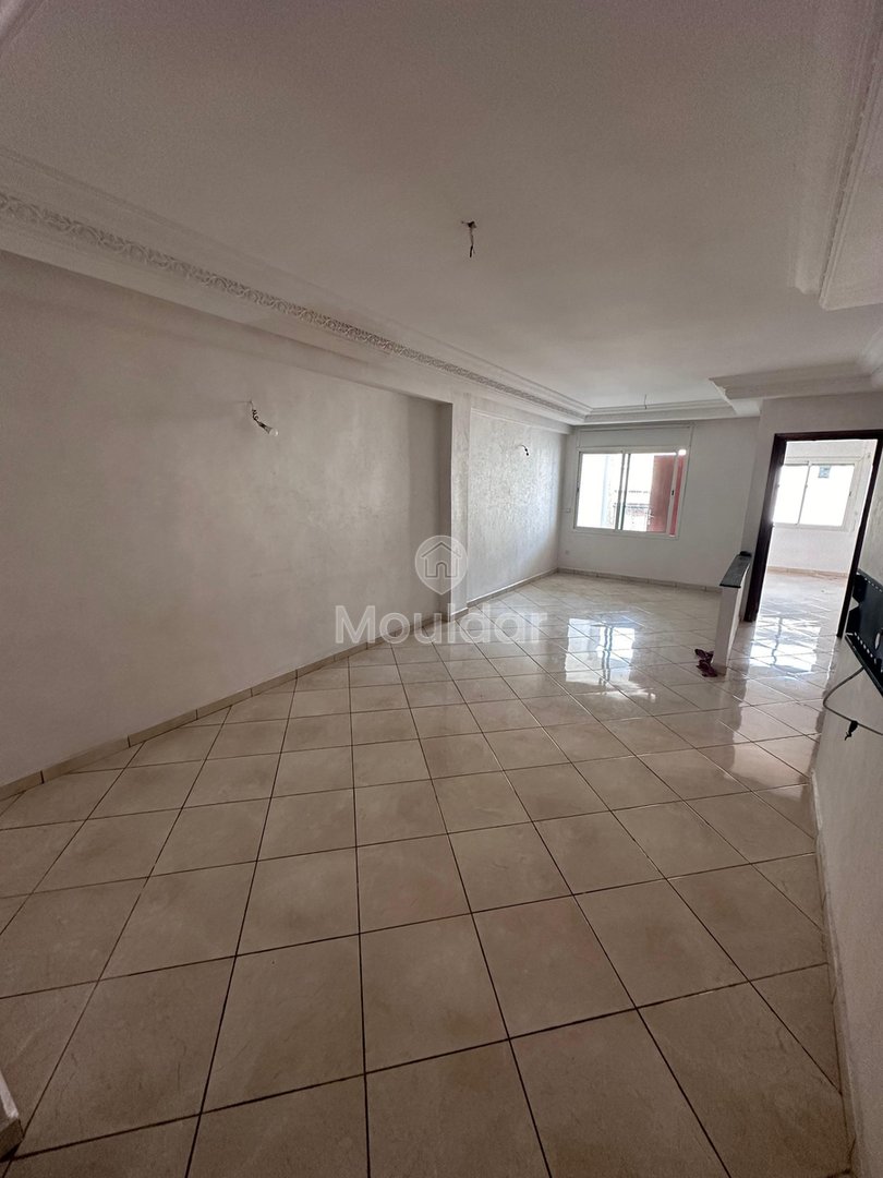 Casablanca'da geniş bir terasli güzel bir daire - Photo 1