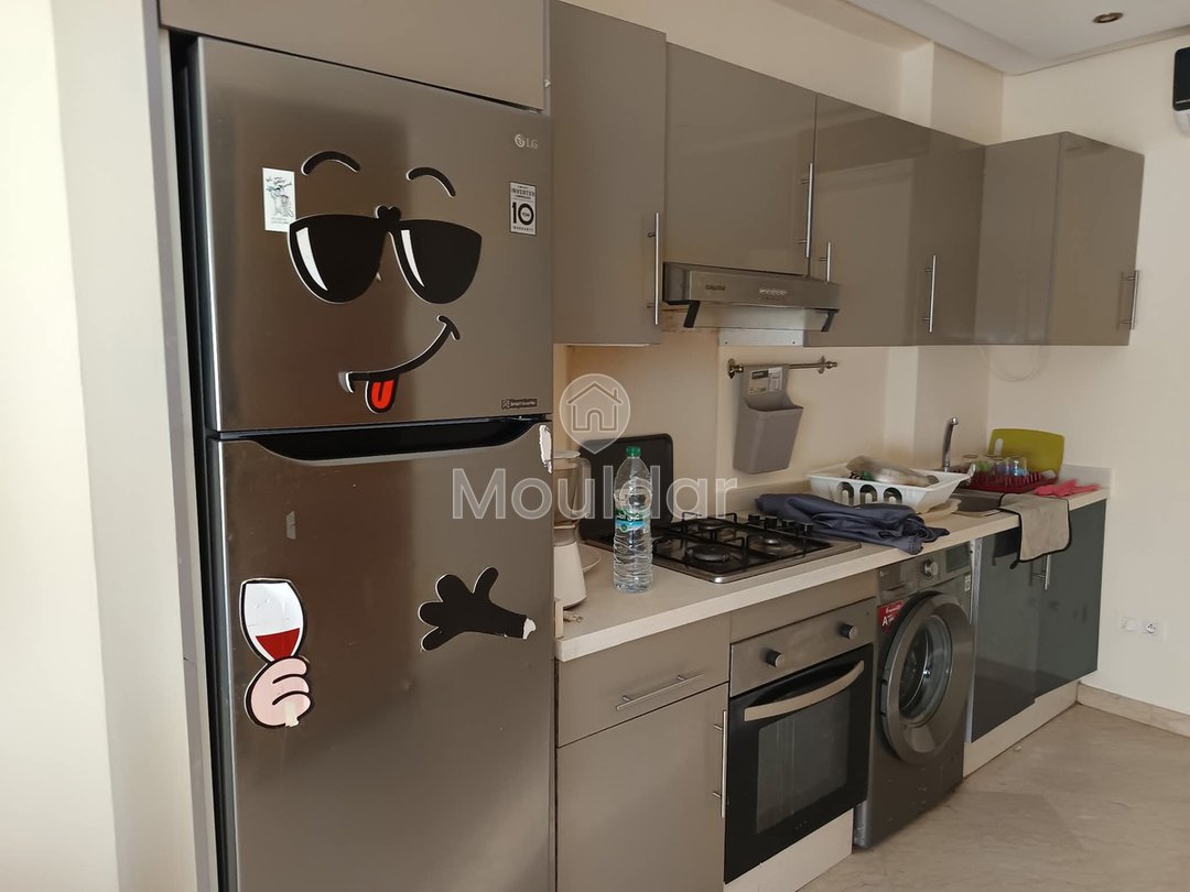 In affitto: appartamento con 2 camere e balcone a Maarif, Casablanca - Photo 6