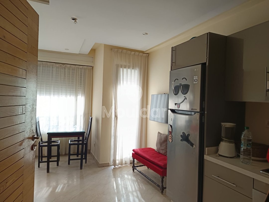 In affitto: appartamento con 2 camere e balcone a Maarif, Casablanca - Photo 5