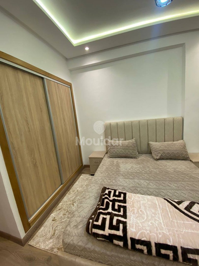 شقة جميلة للإيجار في الدار البيضاء - المعاريف مع مرافق - Photo 4