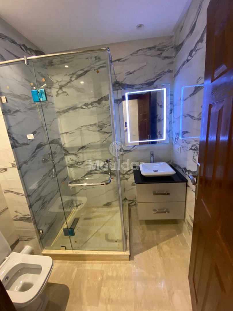 شقة جميلة للإيجار في الدار البيضاء - المعاريف مع مرافق - Photo 10