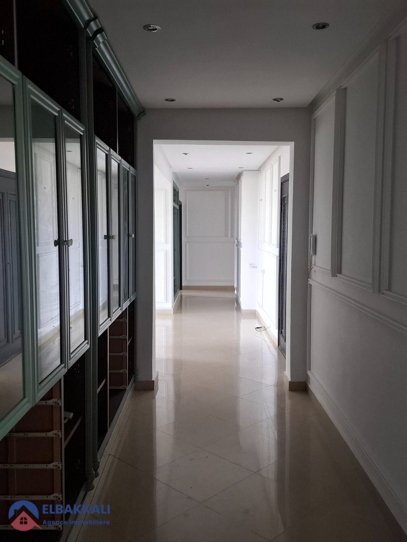 شقة للإيجار في طنجة: 5 غرف، إطلالة رائعة - Photo 15