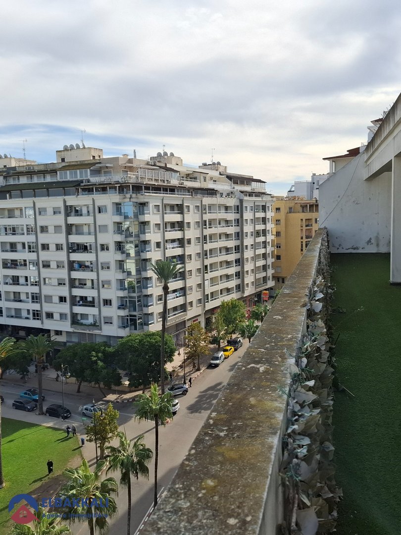 شقة للإيجار في طنجة: 5 غرف، إطلالة رائعة - Photo 3