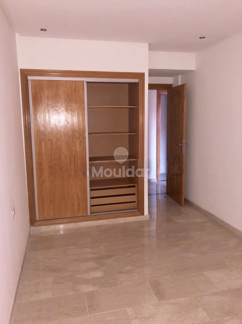 Închiriere pe termen lung – Apartament gol cu 2 camere, situat ideal în cartierul râvnit Guéliz din Marrakech - Photo 5