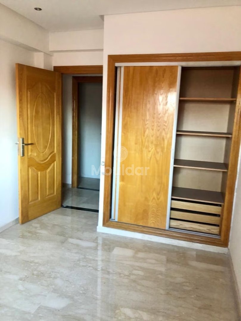 Închiriere pe termen lung – Apartament gol cu 2 camere, situat ideal în cartierul râvnit Guéliz din Marrakech - Photo 6