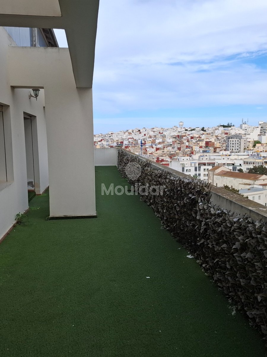 Appartement à Louer à Tanger : 5 Chambres, Vue Imprenable - Photo 1