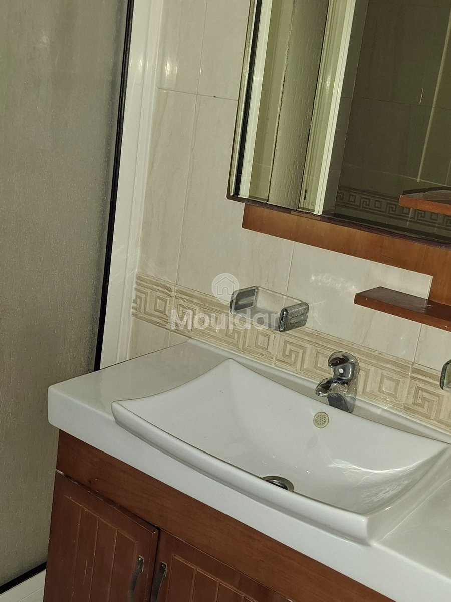 Appartement à Louer à Tanger : 5 Chambres, Vue Imprenable - Photo 24