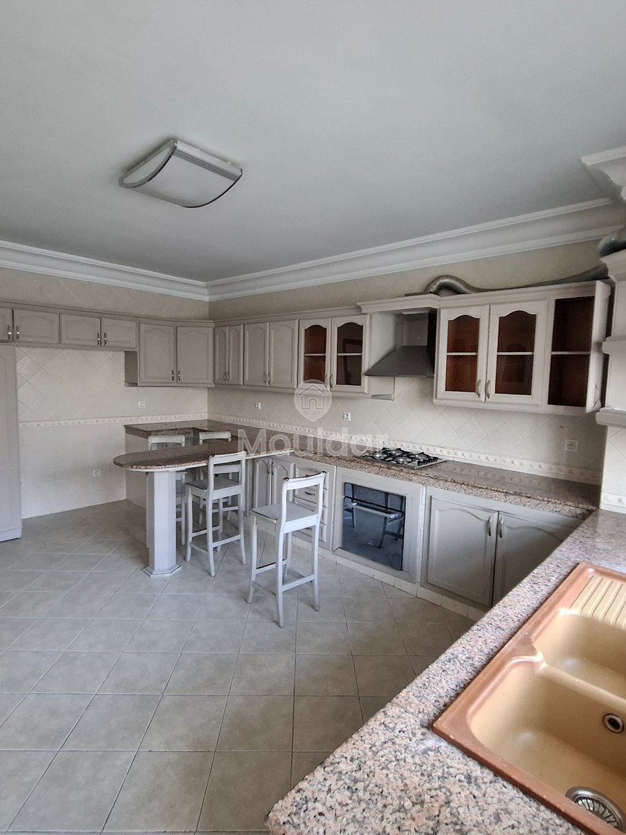 Appartement à Louer à Tanger : 5 Chambres, Vue Imprenable - Photo 17