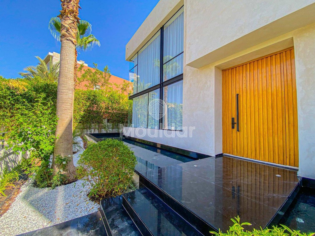 فيلا فسيحة في الدار البيضاء: 5 غرف، فرصة للانقضاض عليها - Photo 26