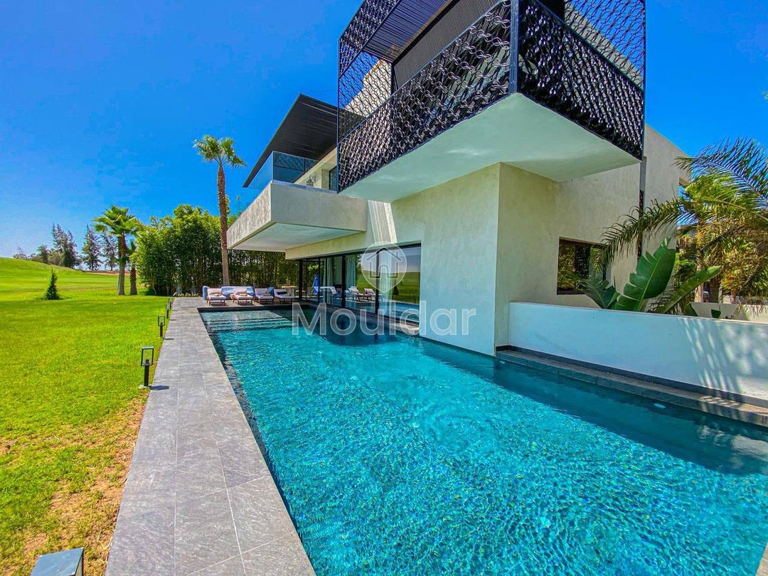 فيلا فسيحة في الدار البيضاء: 5 غرف، فرصة للانقضاض عليها - Photo 18