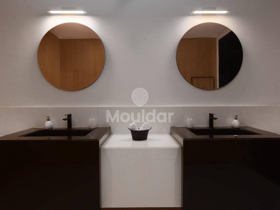 فيلا فسيحة في الدار البيضاء: 5 غرف، فرصة للانقضاض عليها - Photo 30