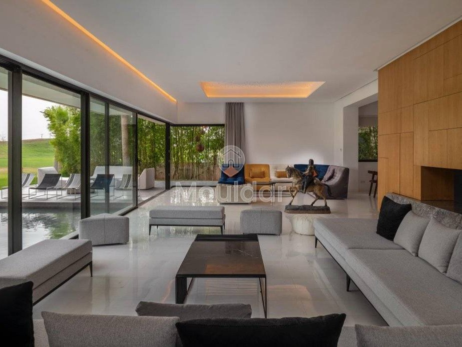 فيلا فسيحة في الدار البيضاء: 5 غرف، فرصة للانقضاض عليها - Photo 21