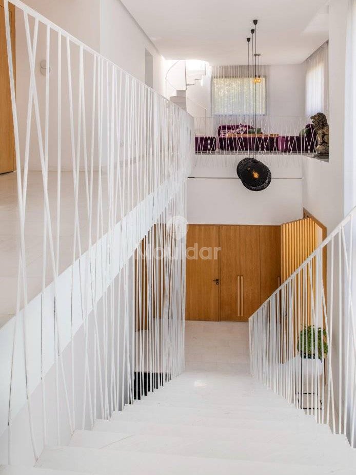 فيلا فسيحة في الدار البيضاء: 5 غرف، فرصة للانقضاض عليها - Photo 13