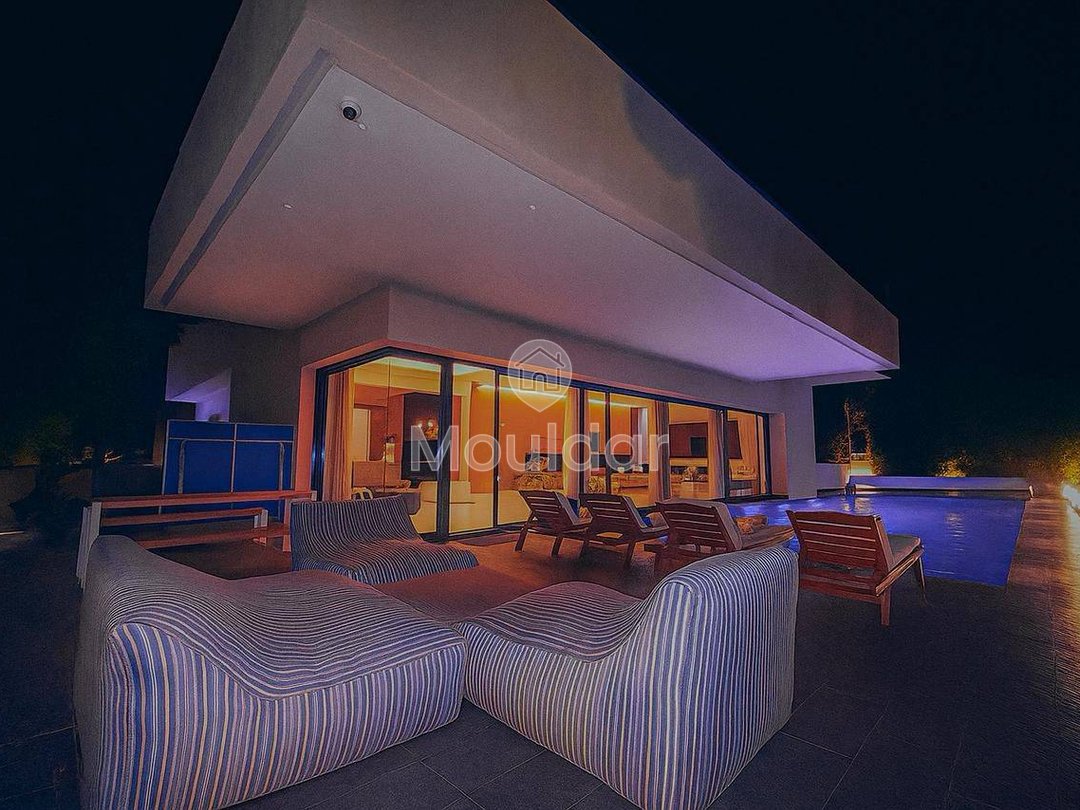 فيلا فسيحة في الدار البيضاء: 5 غرف، فرصة للانقضاض عليها - Photo 9