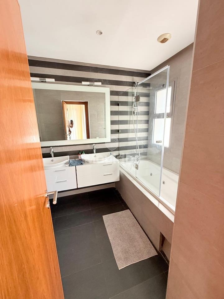 Stupendo Appartamento Arredato ad Ain Diab: Comfort e Modernità - Photo 14