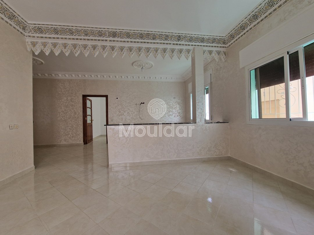 Charming Apartment for Sale in Ksar el-Kebir with Balcony - Photo 1